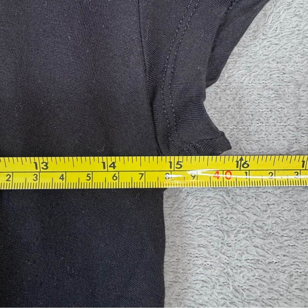 H&M Black Sequins Tiger Graphic Tee - Picture 14 of 16